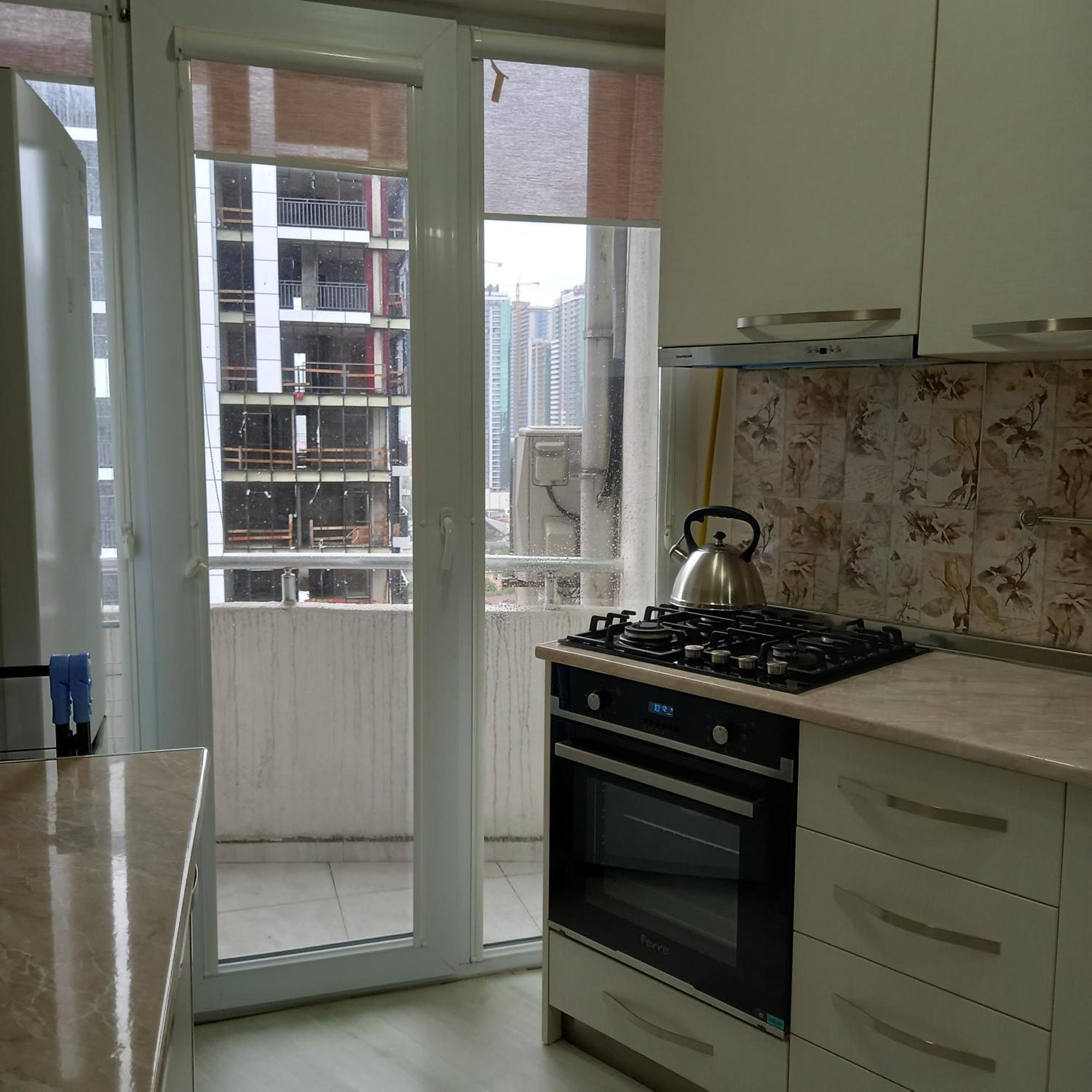Amigo Apartment Batoemi Buitenkant foto